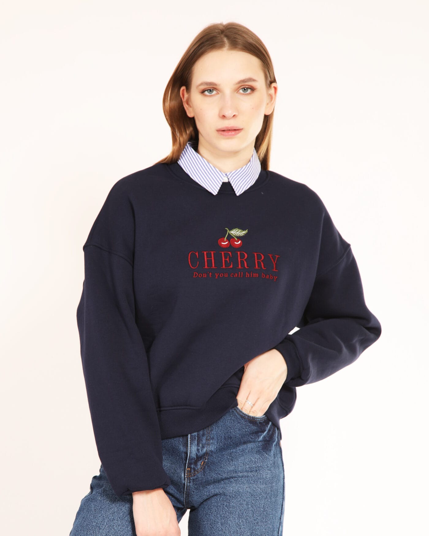 Lacivert-Cherry-Sweatshirt-Nakisli-Kadin