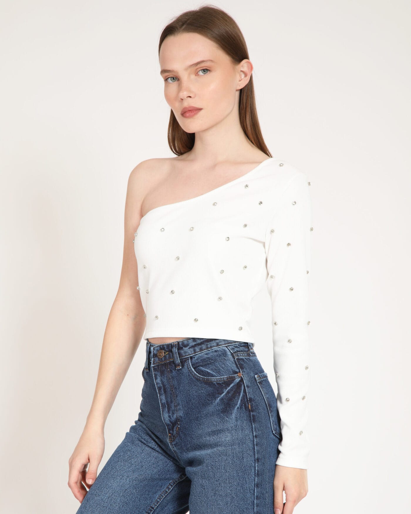 White-One-Arm-Crop-Woman-Kadin