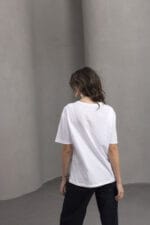 Basic-Beyaz-Bisiklet-Yaka-T-shirt-kadin