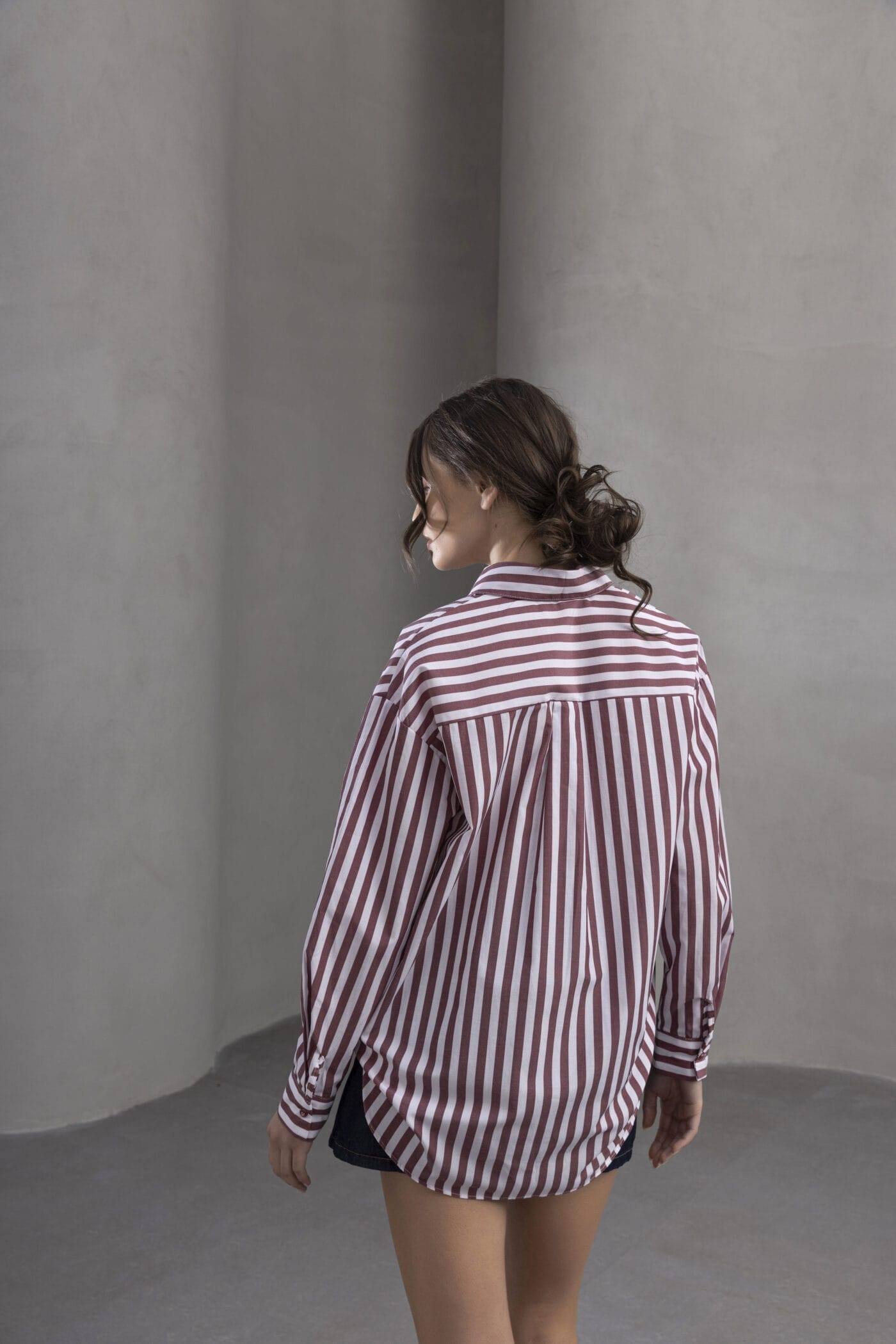 Bordo-Cizgili-Oversize-Gomlek-Kapsul-Gardirop-Kadin