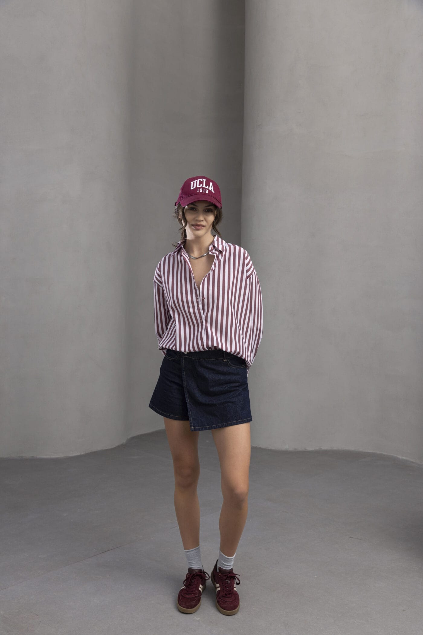 Bordo-Cizgili-Oversize-Gomlek-Kapsul-Gardirop-Kadin