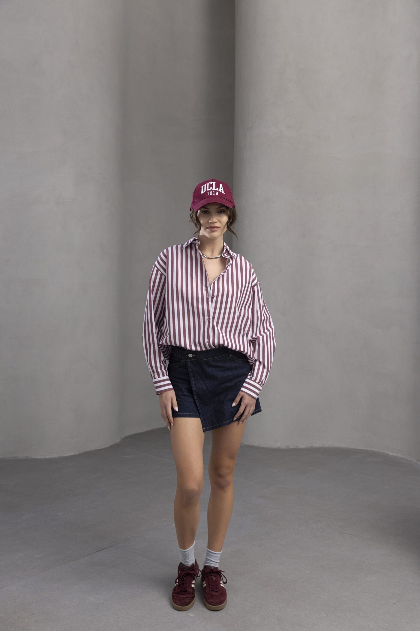 Bordo-Cizgili-Oversize-Gomlek-Kapsul-Gardirop-Kadin