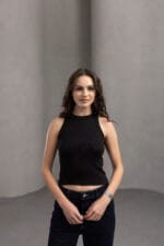 Halter-Atlet-Siyah-Woman-Kapsul-gardrop-woman
