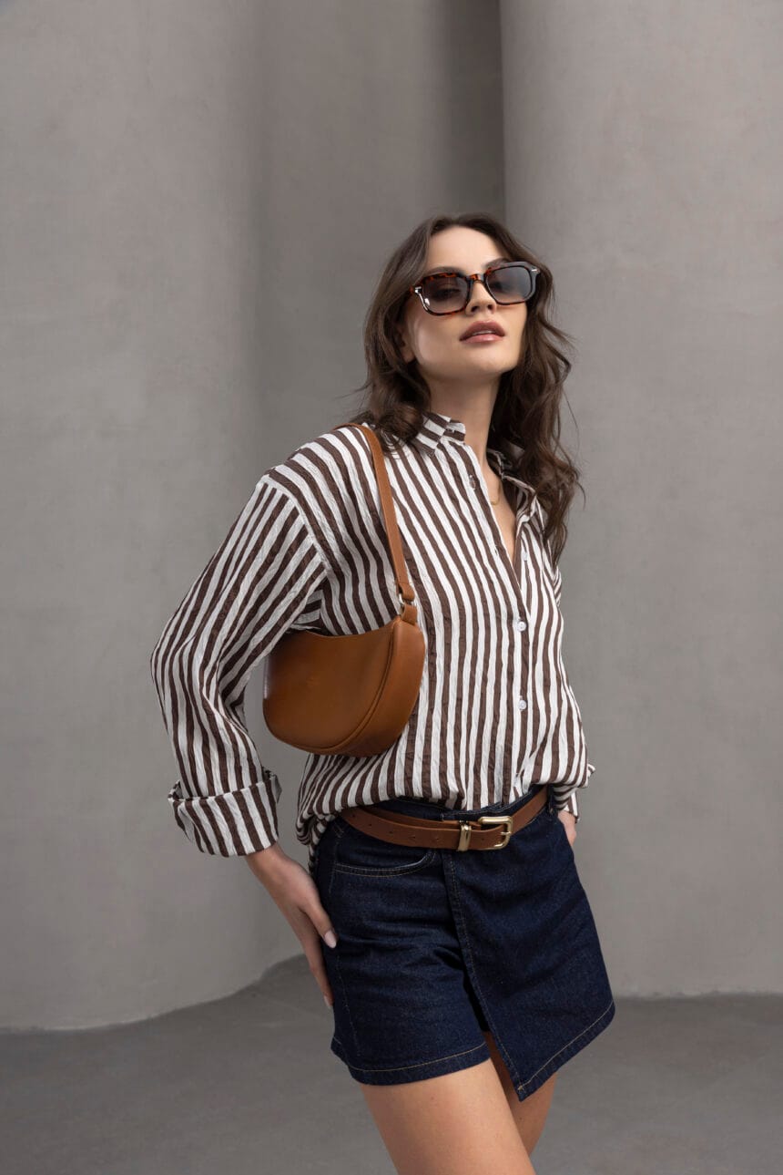 Kahve-Cizgili-Oversize-Gomlek