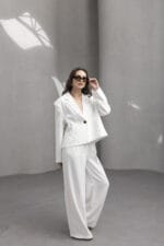 Kapsulgardirop-Ekru-Crop-Ceket-Takim-Woman