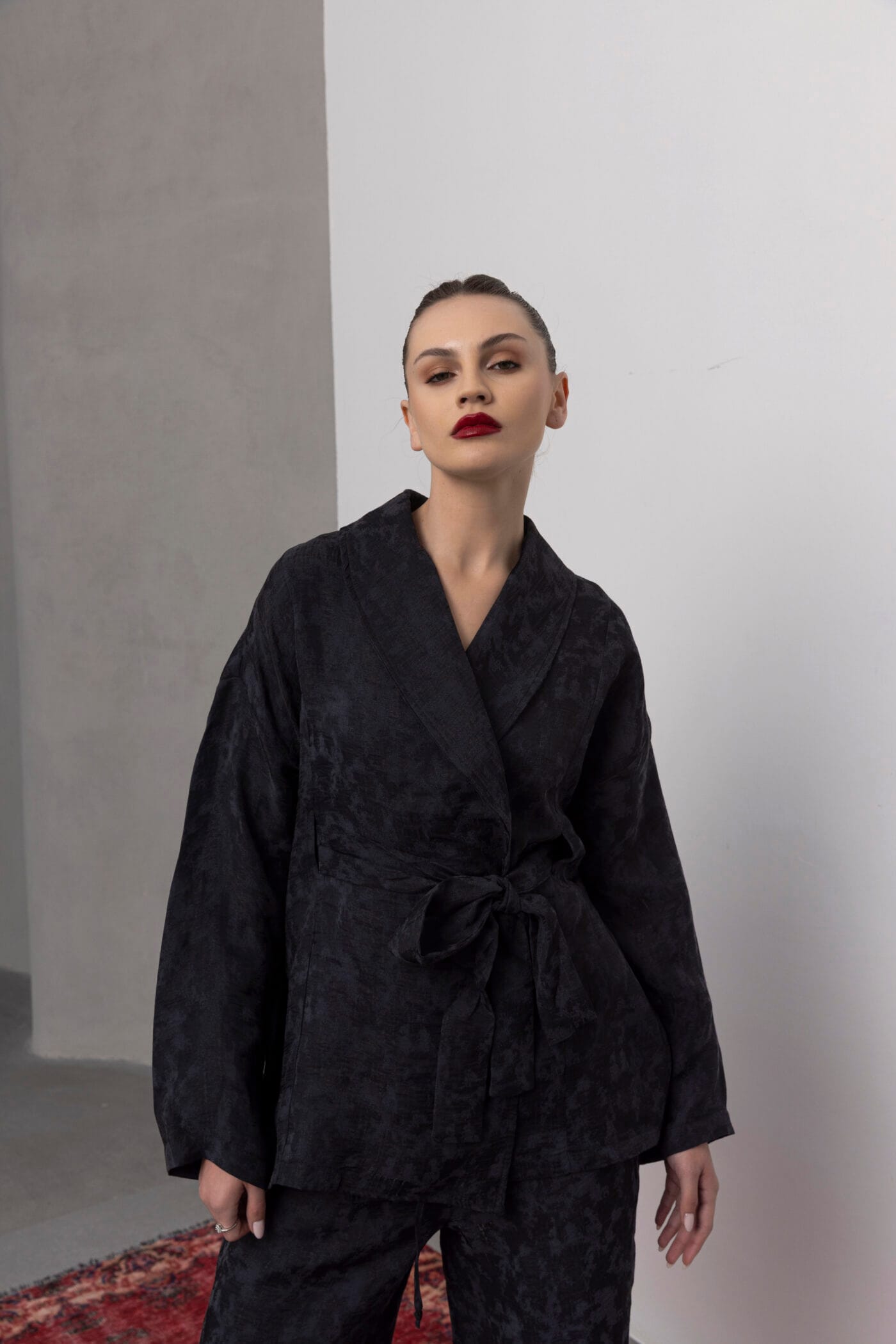 Koyu-Lacivert-Kimono-Takim-Woman-Kapsulgardırop