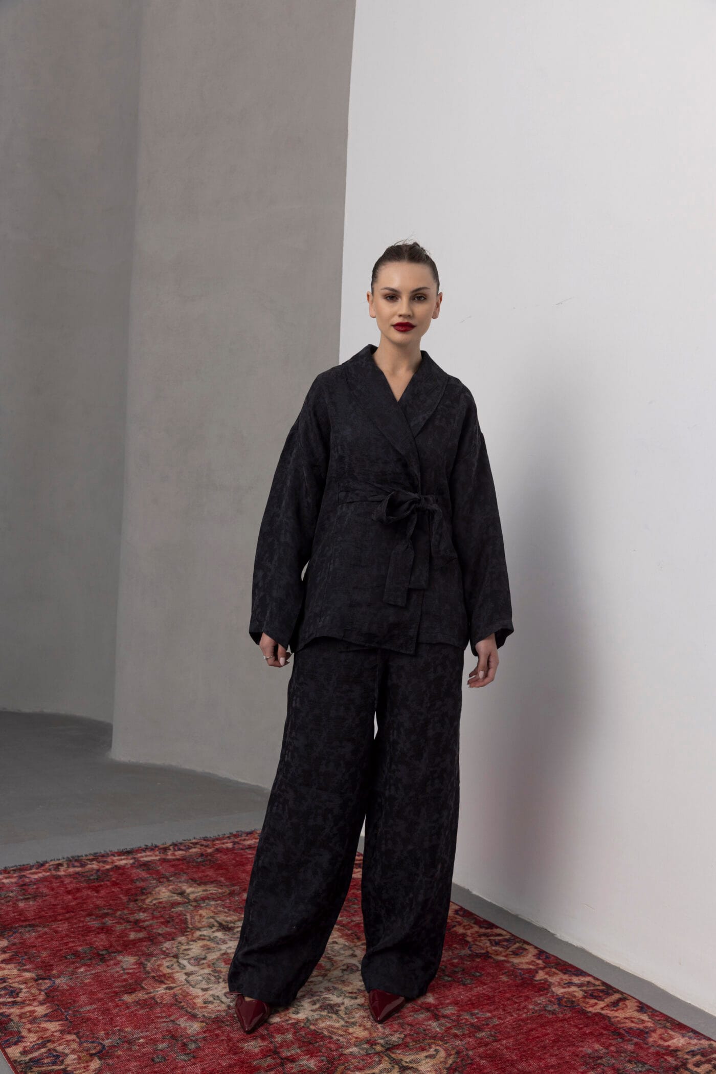 Koyu-Lacivert-Kimono-Takim-Woman-Kapsulgardırop