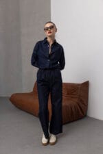 Koyu-Mavi-Bagcikli-Denim-Pantolon