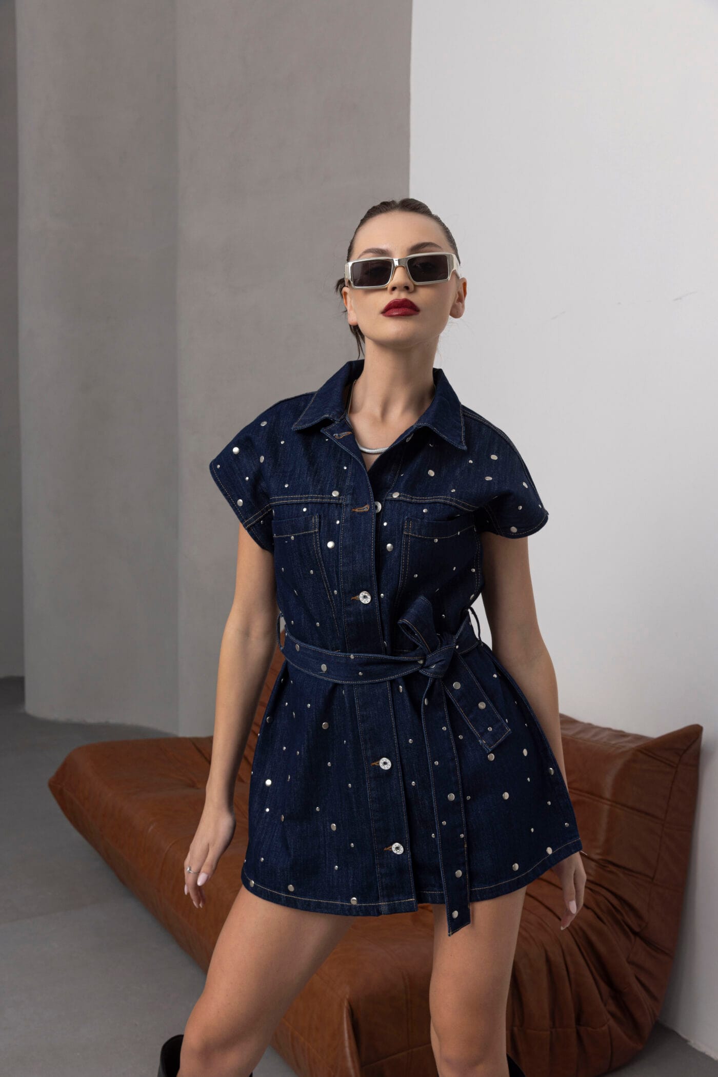 Koyu-Mavi-Metal-Zimba-Detayli-Denim-Kusakli-Yelek