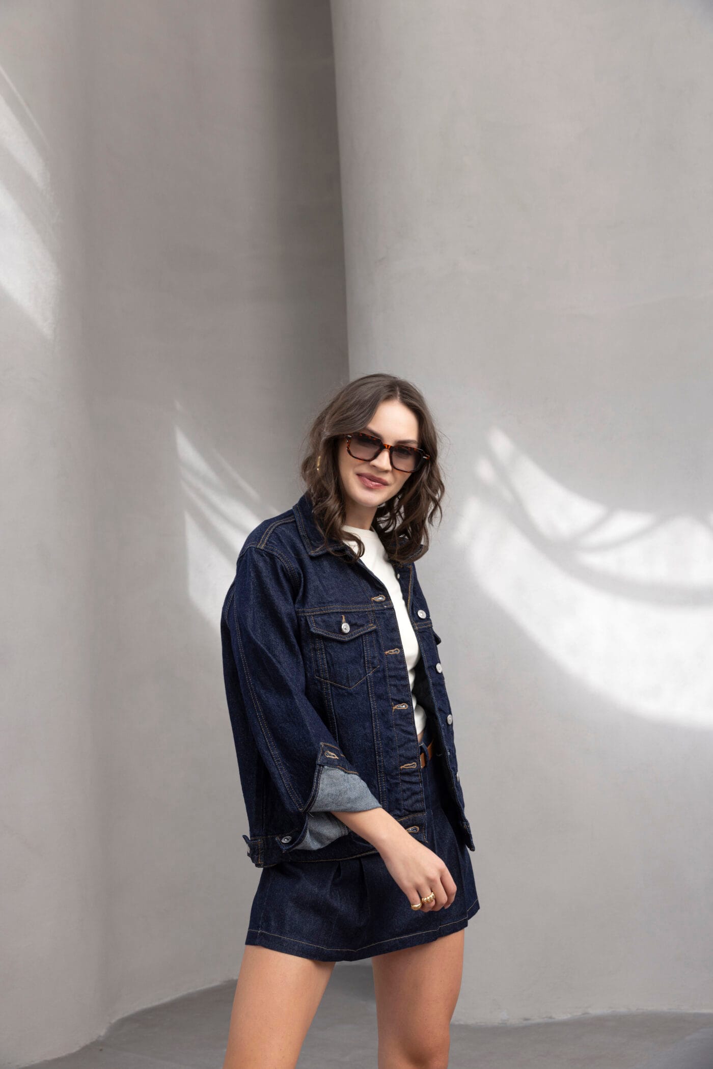 Koyu-Mavi-Regular-Fit-Denim-Ceket-Kadin