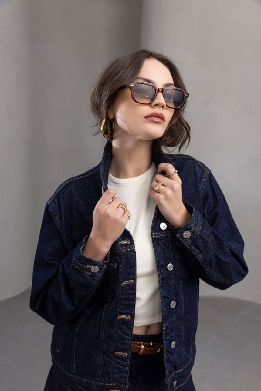 Koyu-Mavi-Regular-Fit-Denim-Ceket-Kadin