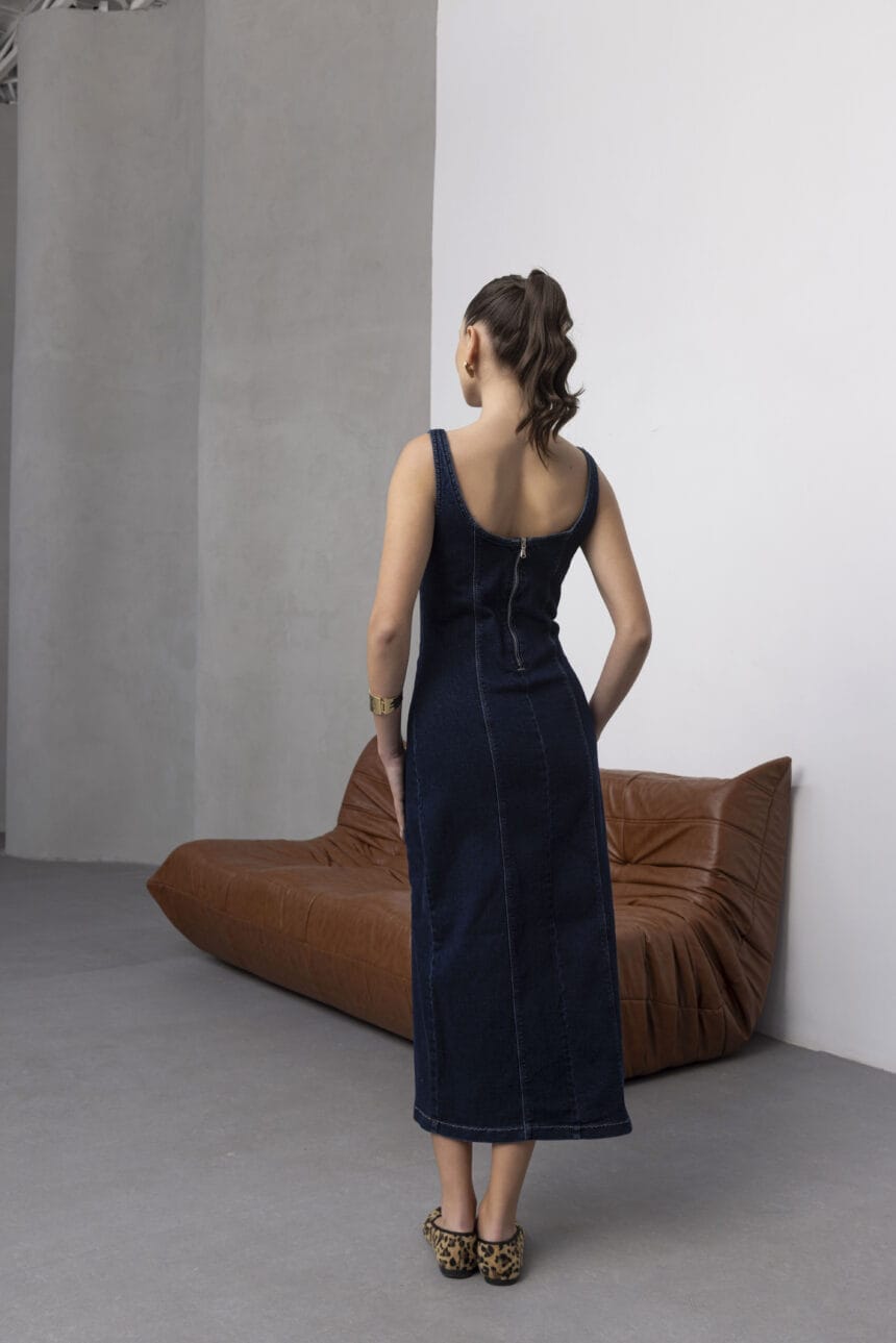 Mavi-Midi-Yirtmacli-Slim-Denim-Elbise-Kadin