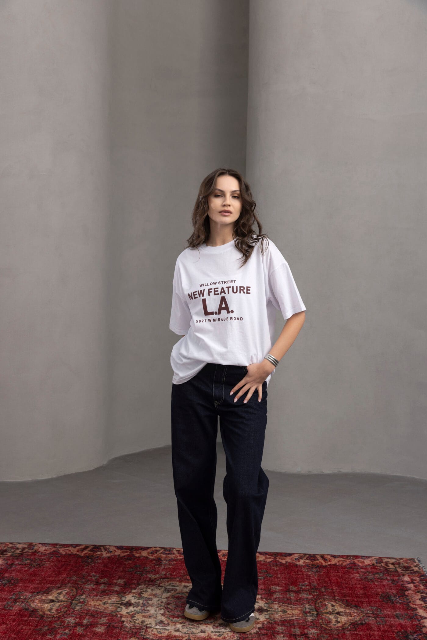 Yazi-Baskili-Oversize-T-Shirt-Kadin