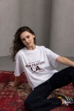 Yazi-Baskili-Oversize-T-Shirt-Kadin
